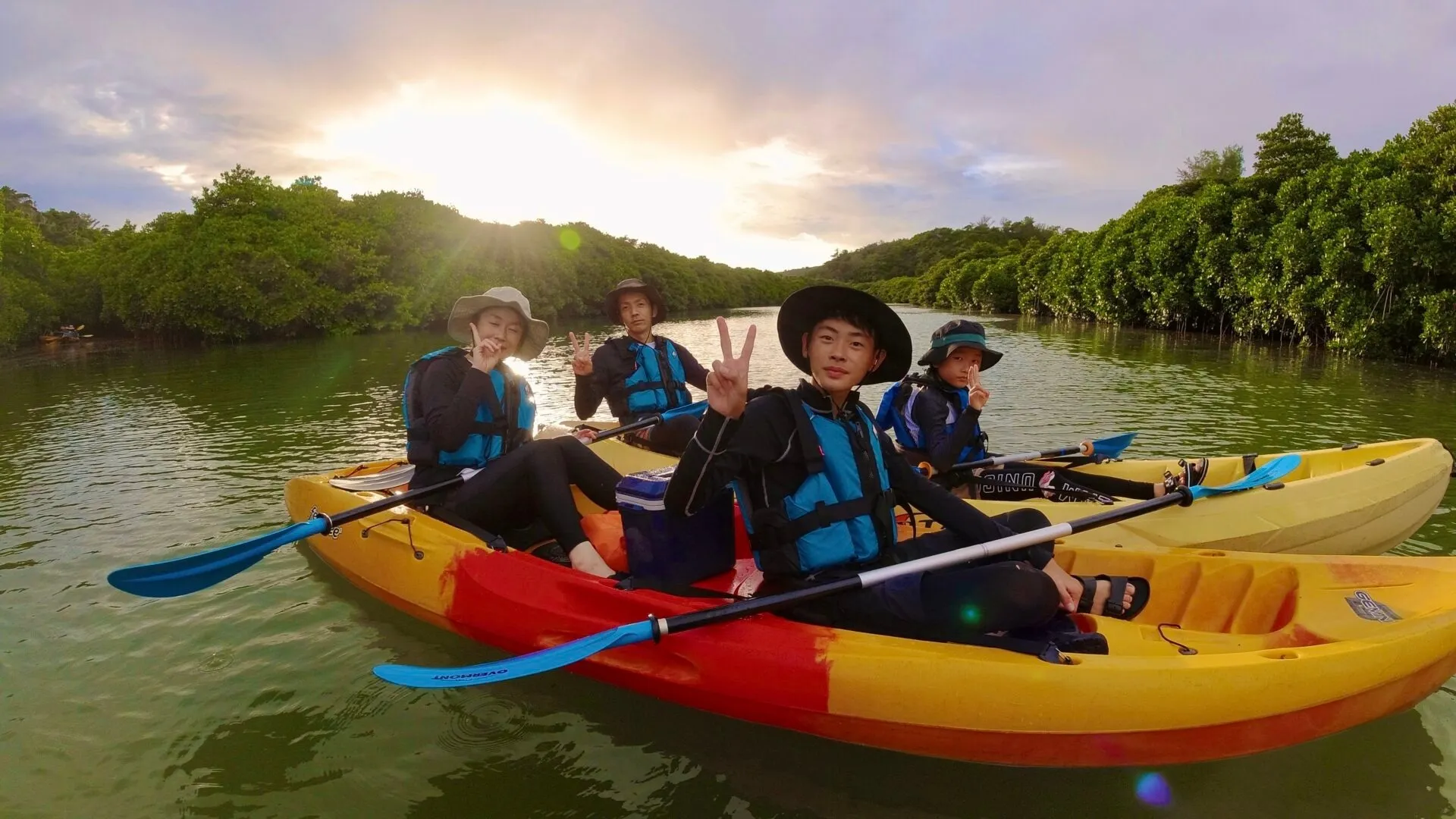 夕焼けとマングローブ@慶佐次川マングローブ